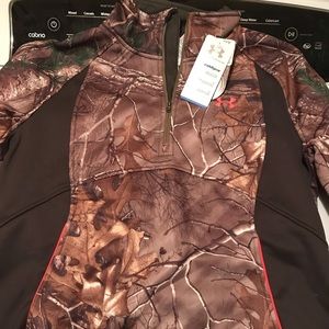 BRAND NEW Under Armour Cold Gear 1/4 zip